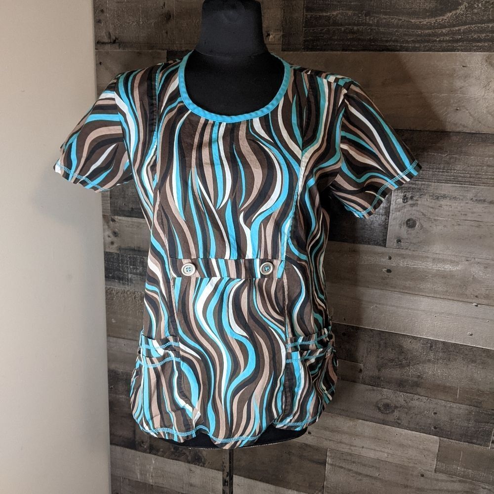 Uniform Advantage Scrub Top M